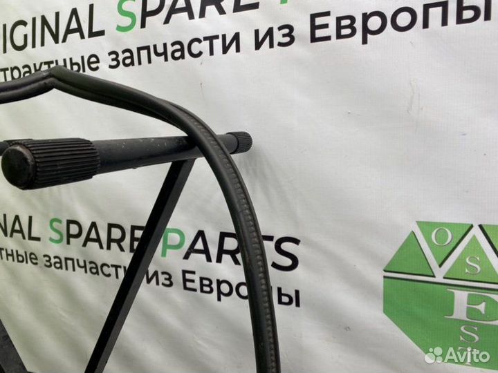 Уплотнительная резинка двери багажника Audi A6 C5