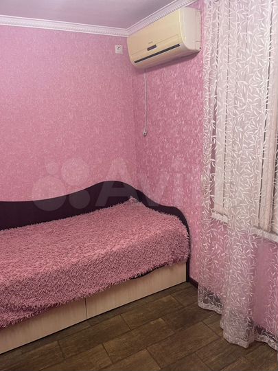 2-к. квартира, 54 м², 1/2 эт.