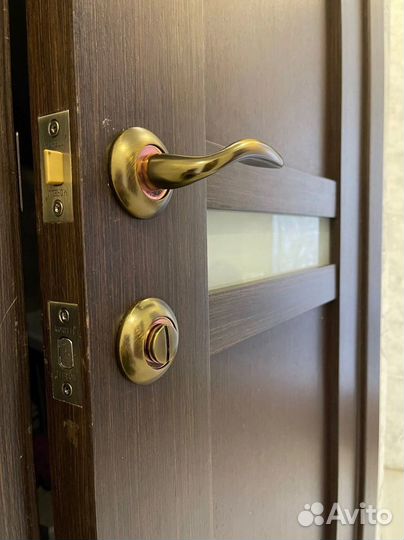 Установка, ремонт, замена дверных замков