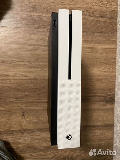 Xbox One s