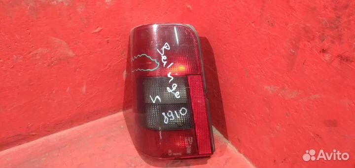 Ситроен Берлинго фонарь левый Berlingo M49 с деф