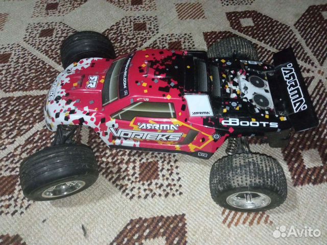 Машина на пульте управления Профессиональная