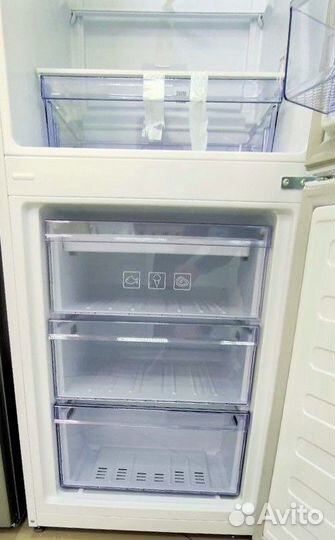 Холодильник Beko rcsk310M20W