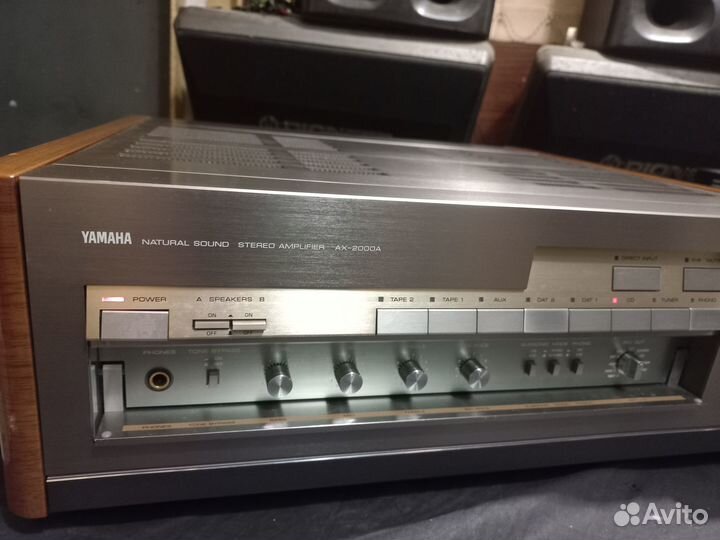 Усилитель Yamaha AX-2000a