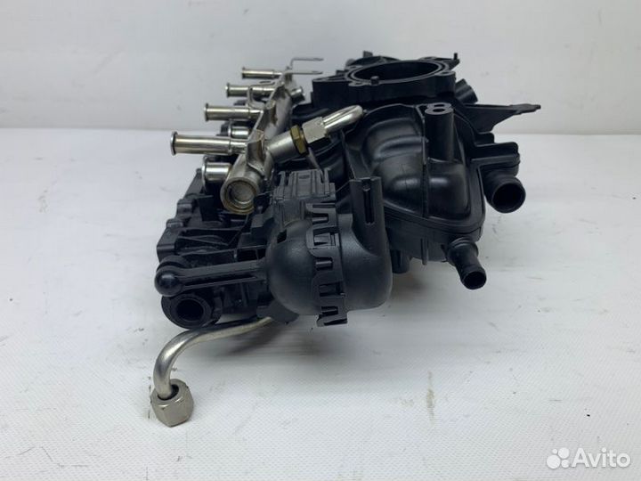 Коллектор впускной Volkswagen Passat Cc 2.0 2012