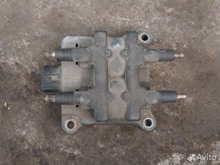 Катушка зажигания Subaru Impreza ej20 1999