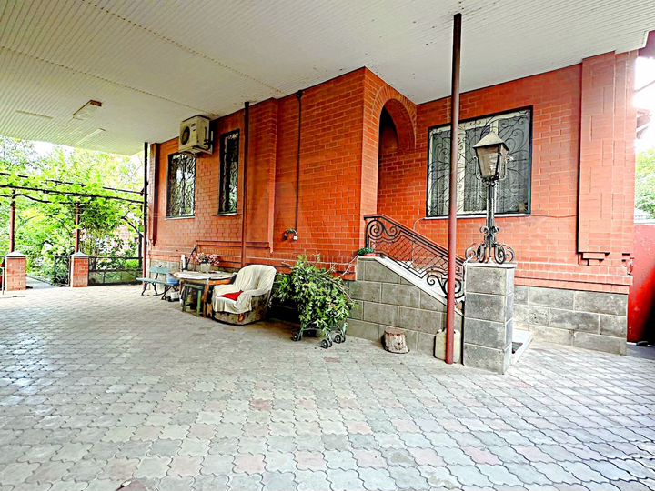 Дом 110 м² на участке 5 сот.