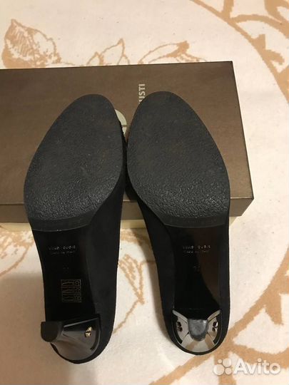 Новые туфли Италия 39 женские