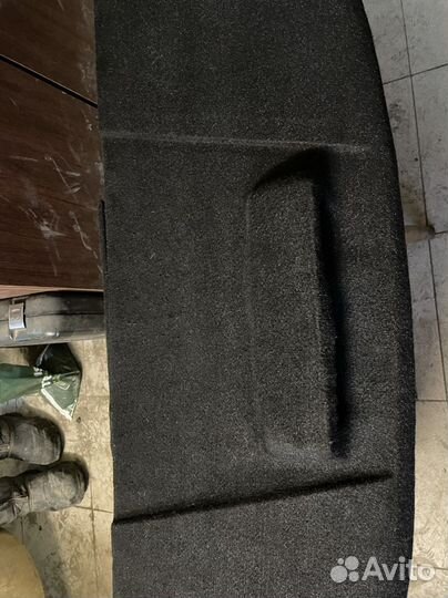 Акустическая полка на priora седан