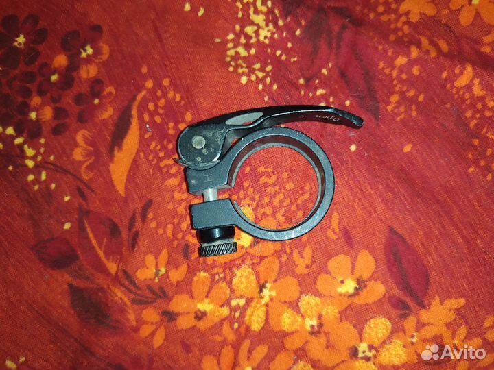 Крепление сидения велосипеда