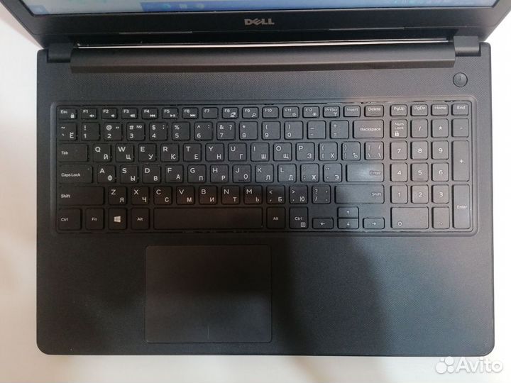 Ноутбук Dell на Core i3 для работы учебы и игр