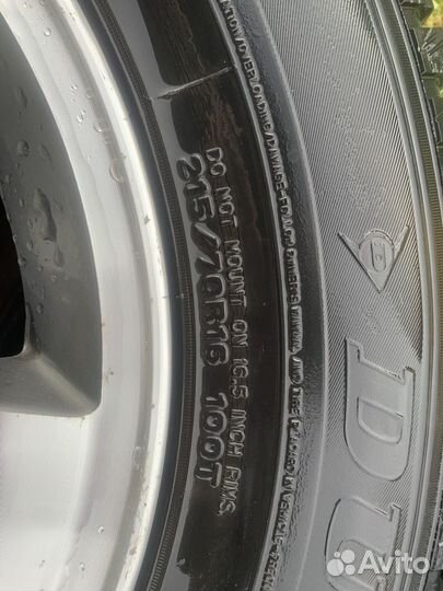 Dunlop SP Winter Ice 01 215/70 R16 100T