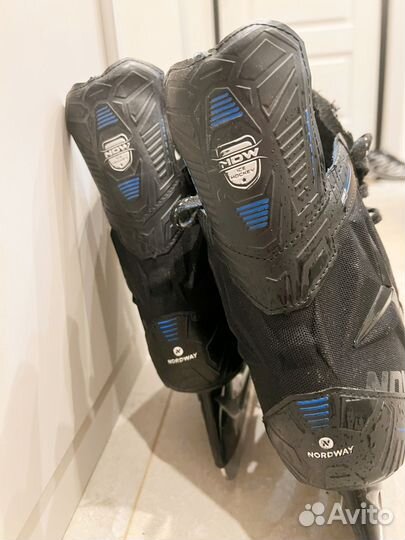 Коньки хоккейные 41