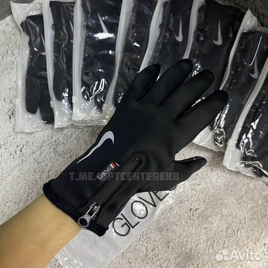 Перчатки найк