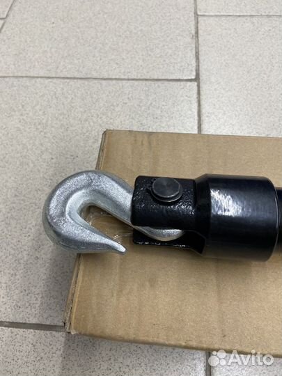 Тянущий цилиндр с двумя крюками 10т