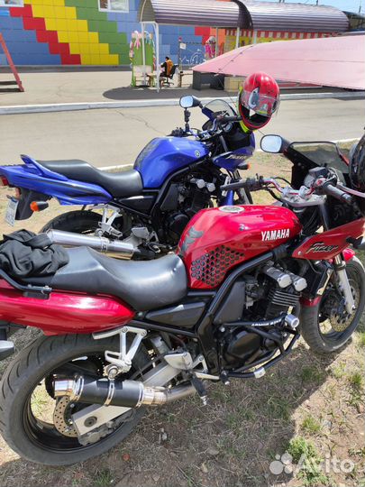 Yamaha fzs 600