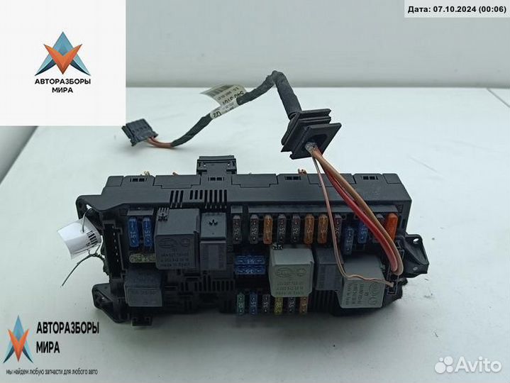 Блок предохранителей Mercedes-Benz E-Класс