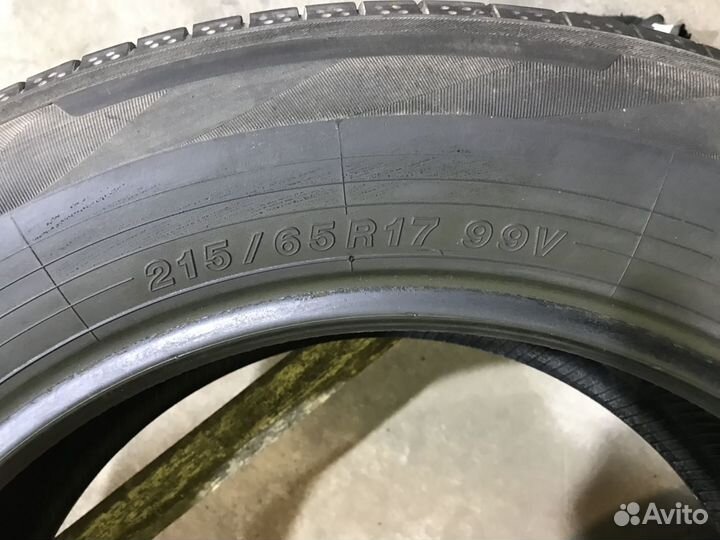 Yokohama BluEarth AE50 215/65 R17