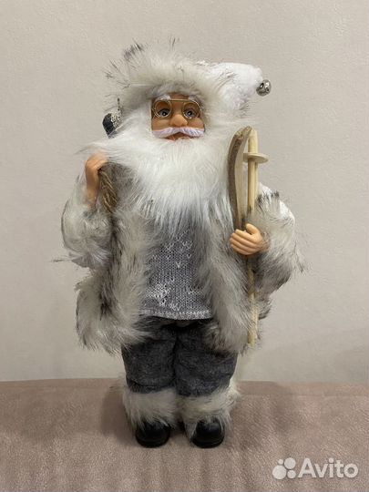 Дед Мороз под ёлку новый