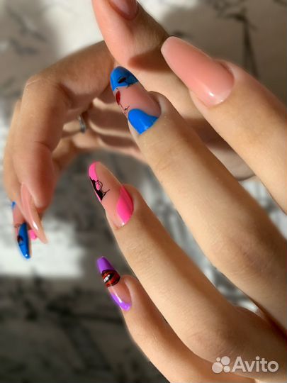 Нужна модель на маникюр