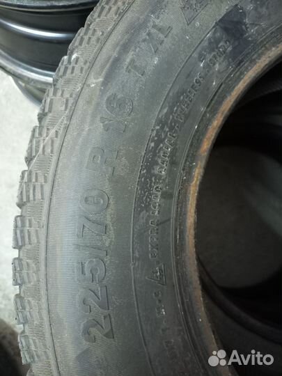 Continental ContiContact TS815 225/70 R16