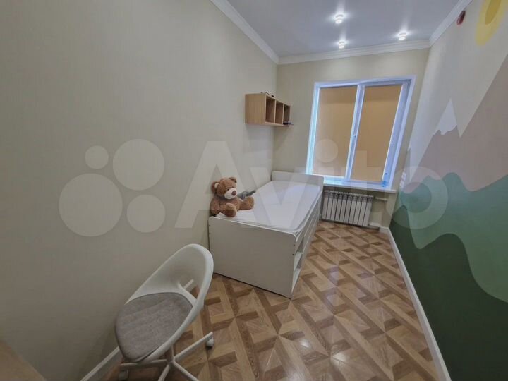 3-к. квартира, 65 м², 3/3 эт.