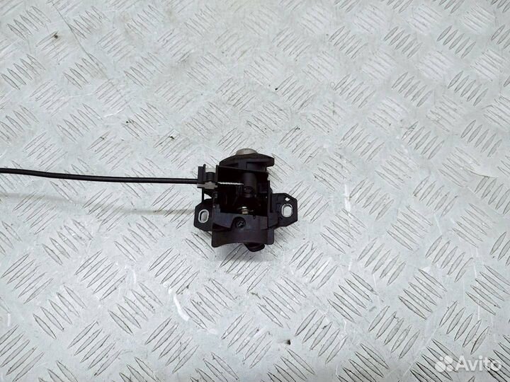 Замок багажника BMW 3 E90/E91/E92/E93 2006 8196401