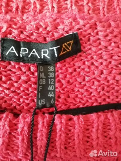 Свитер женский