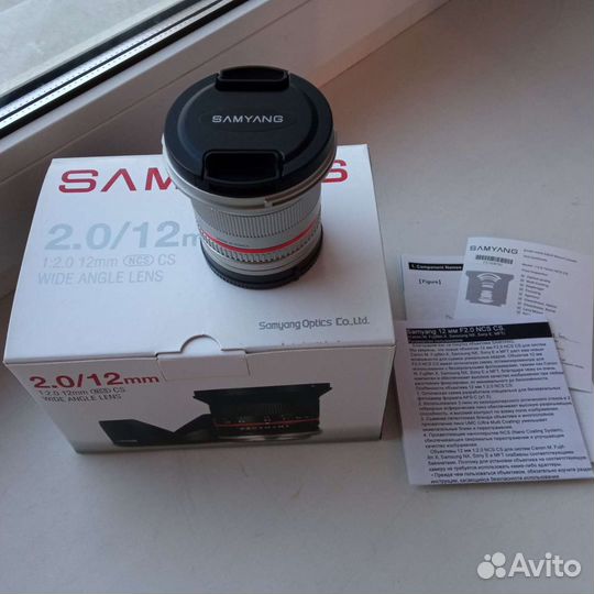 Объектив Samyang 12mm f/2.0 NCS CS Sony E