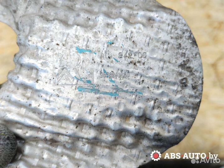 Защита (экран) выпускного коллектора Peugeot 308 1