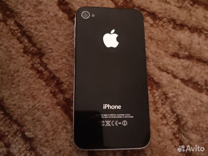 iPhone 4, 8 ГБ