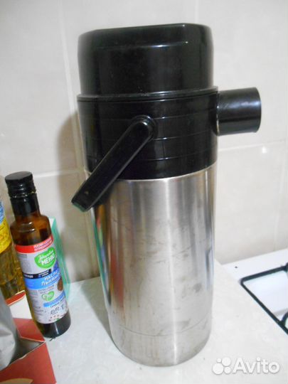 Термос 3 литра с помпой