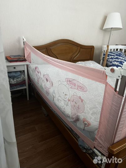 Защитный бортик для взрослой кровати