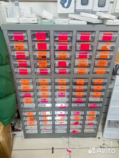 Кассетница с выдвижными ячейками