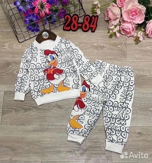 Спортивный костюм