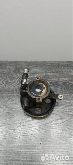 Насос гидроусилителя руля Opel Omega B 1994