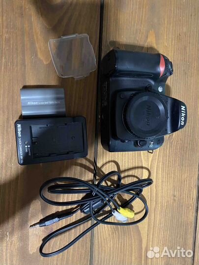 Зеркальный фотоаппарат nikon d80