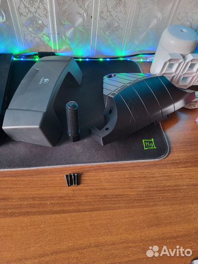 Струбцина крепление logitech momo racing