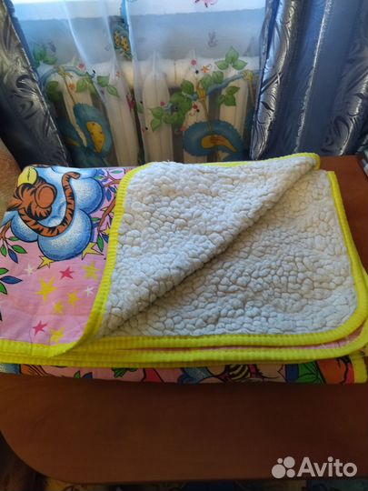 Одеяло детское шерстяное