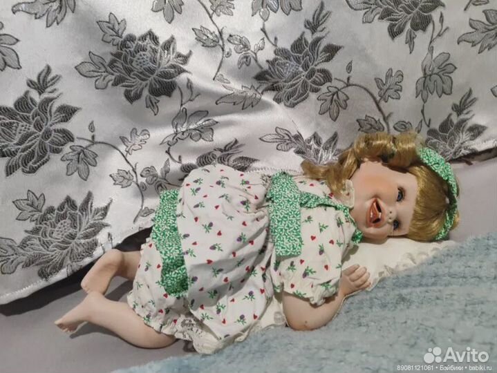 Фарфоровая кукла Шеннон из коллекции Гамильтона 19