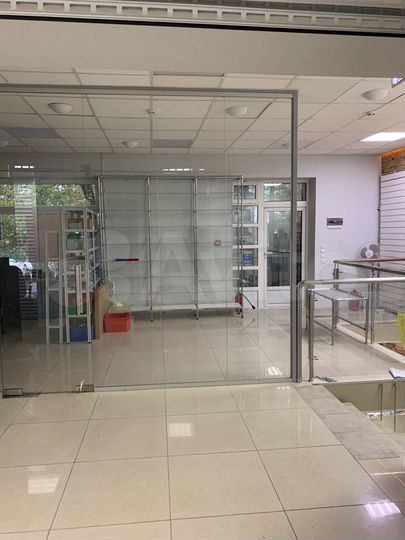 Торговая площадь, 28 м²