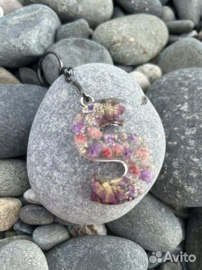 Брелок на ключи из эпоксидной смолы