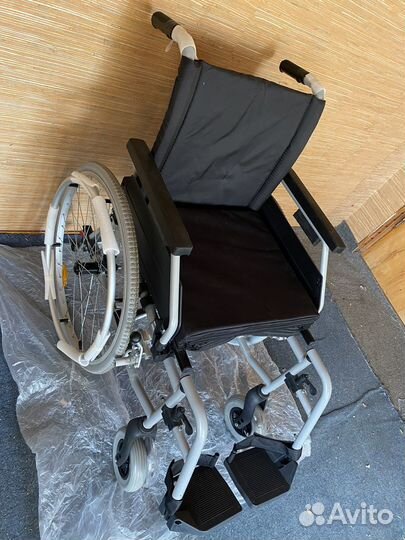 Коляска инвалидная