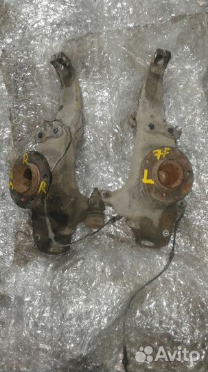 Кулак поворотный на бмв 7 Ф01 Ф02