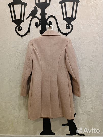 Женская верхняя одежда 46