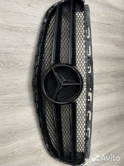 Решетка радиатора