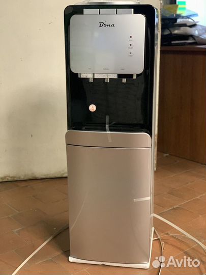 Кулер с шкафчиком