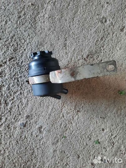 Бачок гур priora