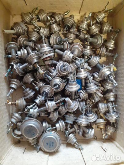 Тиристоры ку 201, ку202,ку203,ку208