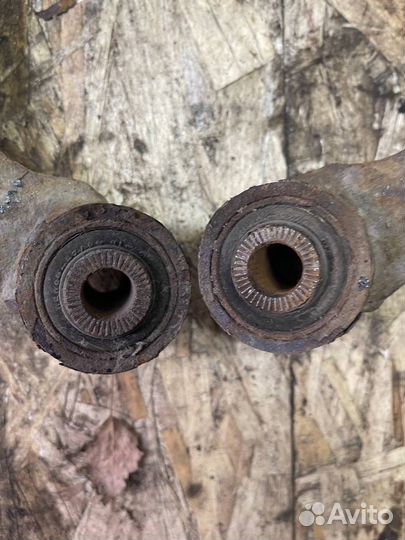 Задний левый правый серп рычаг lexus rx3 09-15